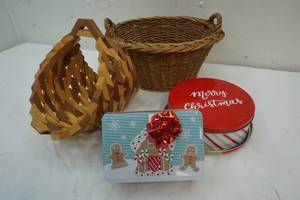 lot 9 image: Baskets, tins
