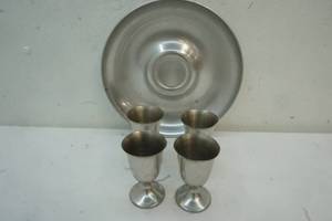 lot 23 image: Pewter stemmed cups
