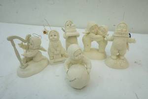 lot 29 image: Snow babies
