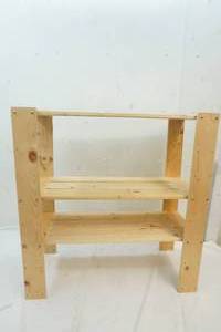 lot 67 image: Pine shelf