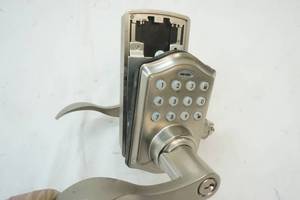 lot 82 image: Tru Bolt door assembly