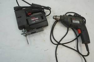 lot 98 image: Craftsman scroll saw and Skil drill