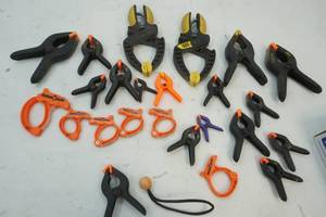 lot 104 image: Clamp assortment