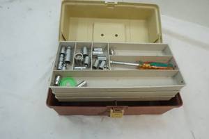 lot 131 image: Plano box with sockets