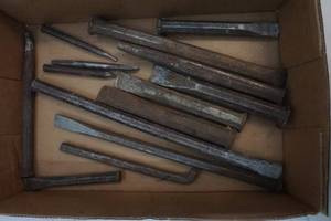 lot 133 image: Steel chisels and punches
