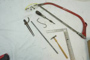 lot 137 image: Hand saw, tack hammer, square and other items