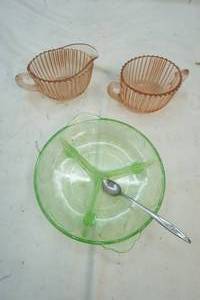 lot 158 image: Depression glass