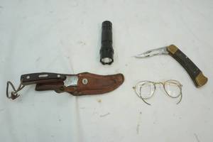 lot 175 image: Knifes