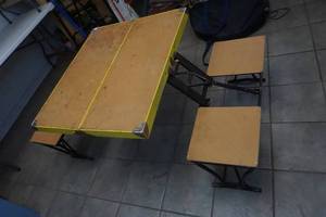 lot 187 image: Vintage Folding Table & Chairs