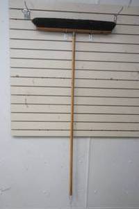 lot 216 image: Garage Broom