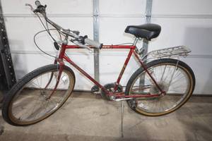 lot 236 image: Trail Master 26 Bike