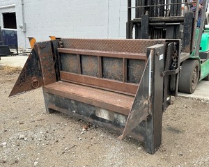 Tommy Lift Gate