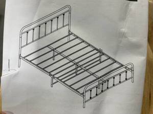 lot 69 image: Metal Queen Bed