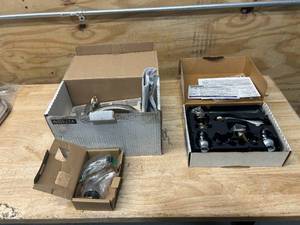 lot 77 image: DELTA 2523LF-SSMPU with MOEN Monticello T4560CP Faucets