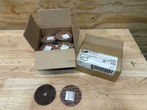 lot 87 image: 3M Lot of 2 Boxes of- Scotch-Brite EXL Unitized Wheels 8A MED 3 in x 18 x 38 in (40 per box)