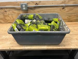 lot 99 image: MOSSY OAK Lot of Eclipse Unscented Dryer Sheets (40 per box)