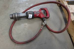 Chicago Pneumatic CP0012-2R Heavy Duty Air Chipping Hammer