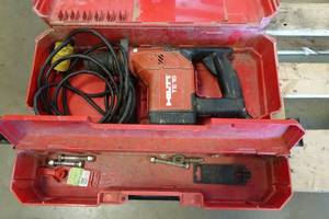 Hilti TE15 Heavy Duty Rotary Hammer Drill with Case