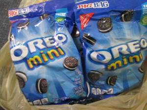 12- 3 oz Oreos Minis...