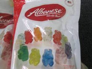 6- 9 oz Albanese Gummi Bears in dat...