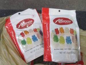 6- 9 oz Albanese Gummi Bears in dat...
