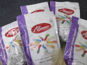 6- 9 oz Albanese Gummi Worms in dat...