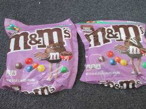 2- 17.24 oz  M&Ms Fudge Brownie Be...