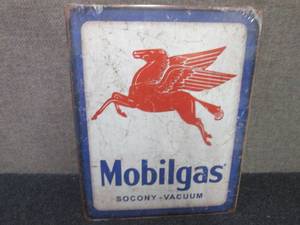 Metal Mobilgas Sign 16x12.5 inches...