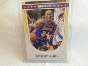2011-12 NBA Hoops Kobe Bryant Card...