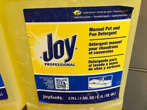 lot 29 image: Joy Dish Soap