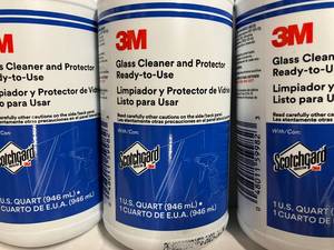 lot 123 image: 3M Glass Cleaner and Protector