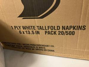 lot 73 image: Tall Fold Napkins