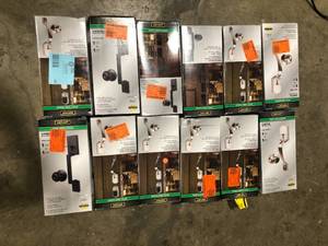 lot 34 image: Lot of  Assorted Defiant Entry Door Handles Various Models and Conditions Customer Returns See Pictures