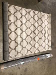 lot 52 image: Lot of 2 Assorted Area Rugs Various Sizes and Conditions Customer Returns See Pictures