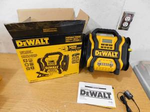 DEWALT 1600 Peak Amp Automotive Jump Starter, Portable Power  Four 15W USB Ports, 500-Watt Inverter,120 PSI Air Compressor