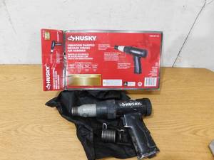 Husky Vibration Damped Medium Stroke Air Hammer