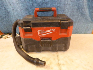 Milwaukee 18V Battery Powered Shop Vacuum