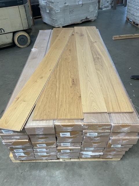 436 SF of Crosby Clove Cabin Engineered Hardwood - 7x81 - Peak Inlet Oak - WS