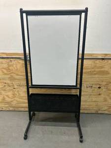lot 5 image: Mobile Bulletin Board