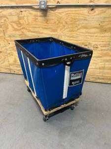 lot 7 image: RELIUS Royal Basket Truck