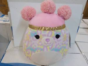 lot 4 image: Squishmallow Beebz...