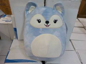 lot 6 image: Squishmallow Foldette...