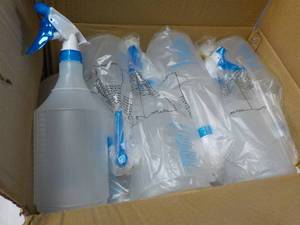 lot 72 image: 12 Whitmor Spray Bottles...