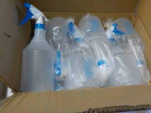 lot 74 image: 12 Whitmor Spray Bottles...