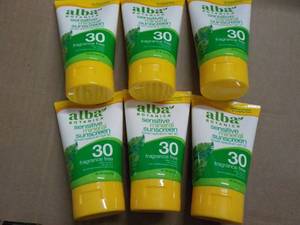 lot 110 image: 6 x 4 oz Tubes Alba Botanica Sensitive Mineral Sunscreen #30 Fragrance Free