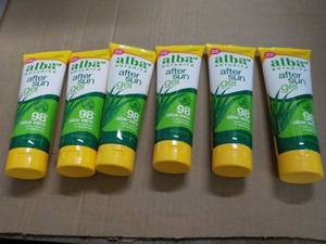 lot 121 image: 6 x 8 oz Alba Botanica After Sun Gel 98 Aloe Vera