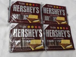 lot 183 image: 4 - 6 packs Hersheys Full Size Candy Bars