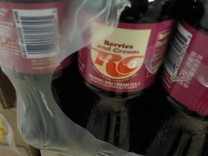 lot 216 image: 24 pack RC Berries and Cream
