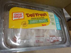 lot 271 image: F 4 - 22 oz Frozen Tubs Oscar Mayer Oven Roasted Turkey Breast Best by 11272023