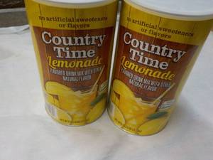 lot 324 image: 2 x 5 lb. 2.5 oz Country Time Lemonade Mix best date 012025